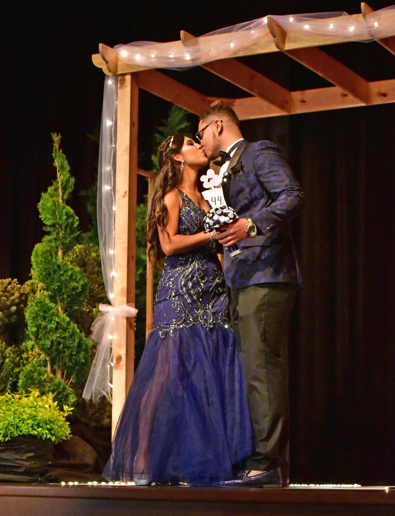 050419_gal_buenaprom 36